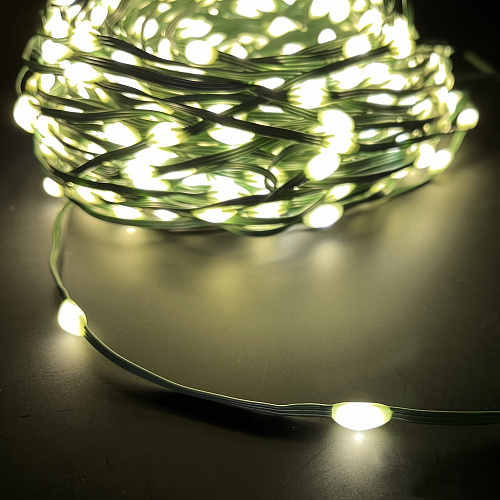 Декор гирлянда КАПЛИ на плоском зеленом проводе белый свет 8 функций 350 ламп 2625 см
